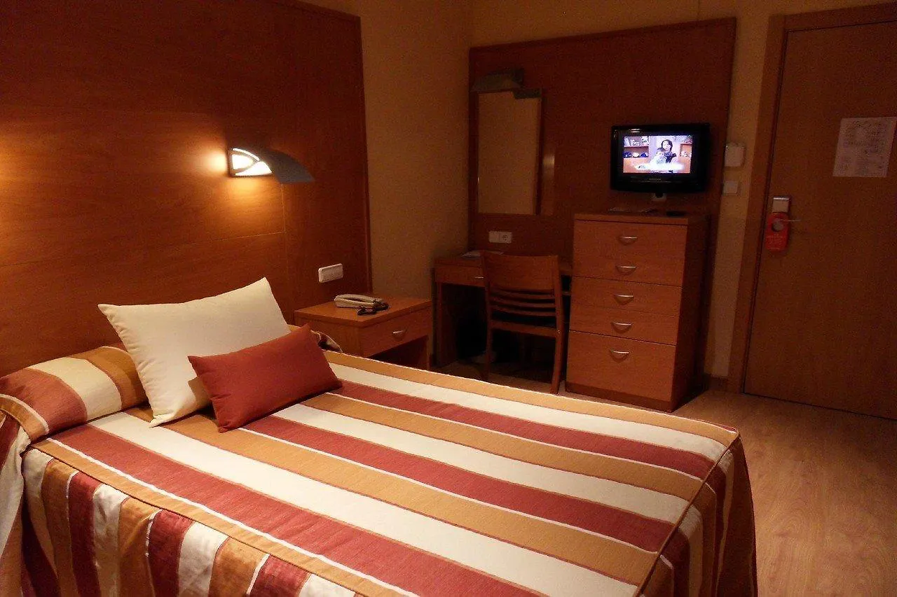 Hotel Horitzo By Pierre & Vacances Бланес 4*,