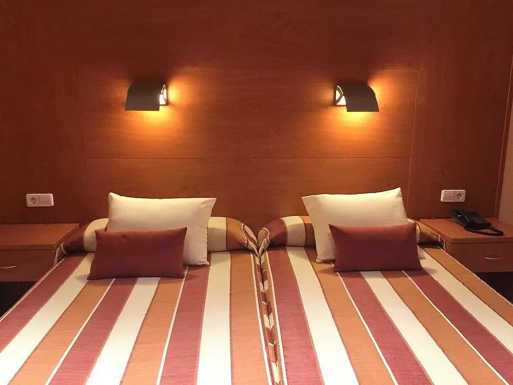 Hotel Horitzo By Pierre & Vacances Бланес 4*,
